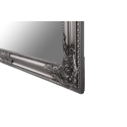 Zrkadlo, strieborný drevený rám, MALKIA TYP 11