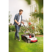 Benzínový prevzdušňovač a vertikutátor Combi Care 38 P Comfort s košom