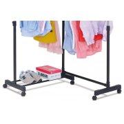 otočný stojan na šaty s regálom na topánky, farba čierna / chrom