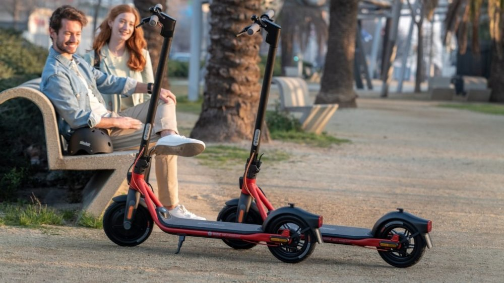 Ninebot Kickscooter D18E by Segway